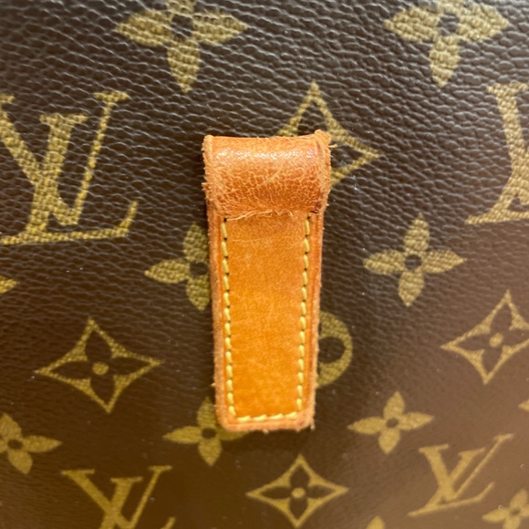 Louis Vuitton Luco Bag - Picture 7 of 13